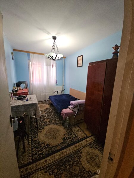 Alexandria, central, 3 camere,